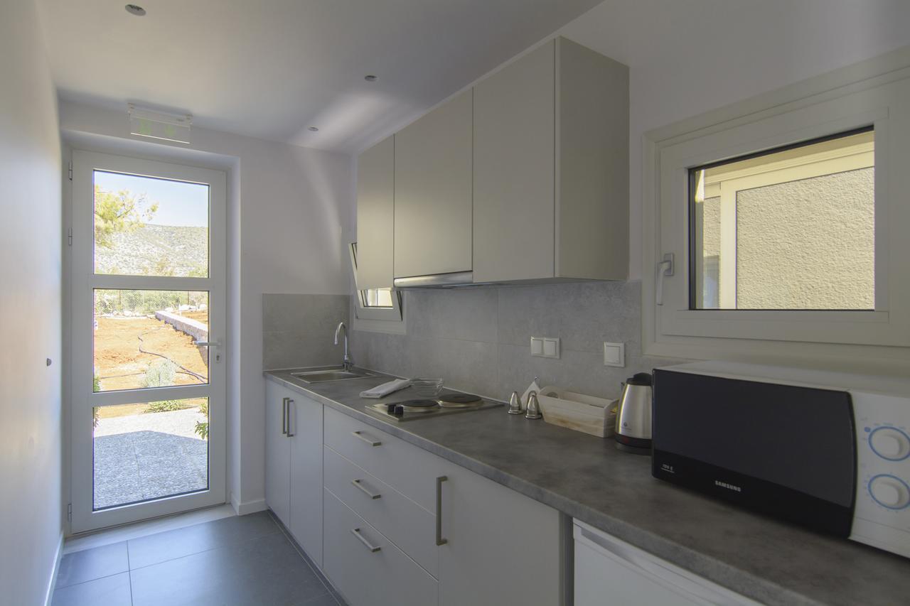 Lavender Cove Aparthotel Kórfos Buitenkant foto