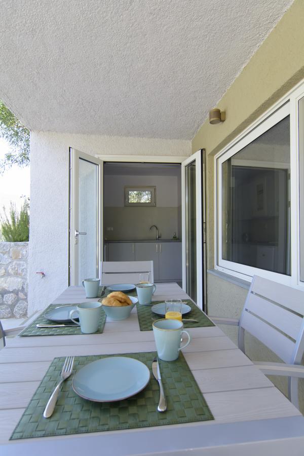 Lavender Cove Aparthotel Kórfos Buitenkant foto
